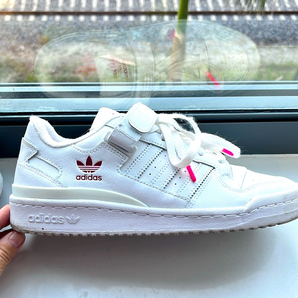 COPY - Adidas Originals White Forum Low Sneakers Women’s Size 7 1/2